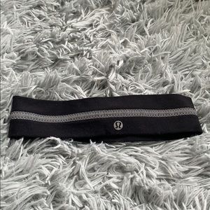 Black Lulu lemon Headband